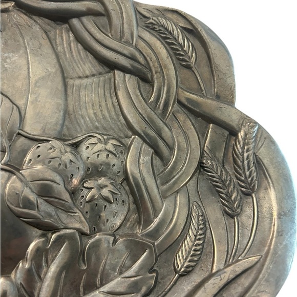 Lenox Cornucopia Metal Tray - Length 15.5" - Perfect for Holiday Parties! - Picture 7 of 9